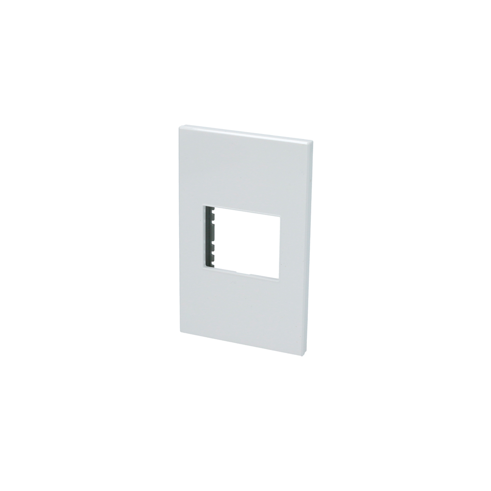 SURTEK PLACA P601B  1MODULO1/2 BLANCO PREMIUM